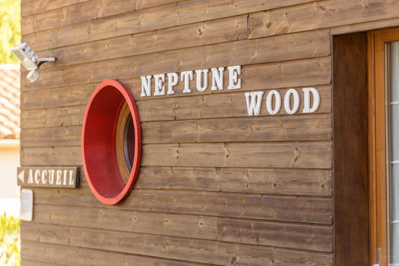 Chambre d’Hôtes Neptune Wood Arzens Extérieur photo